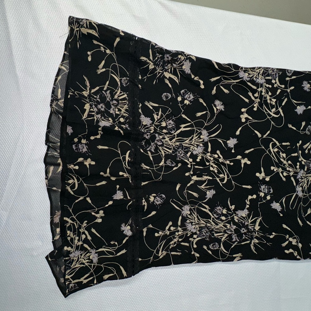 Lily Black and Cream Patterned Skirt